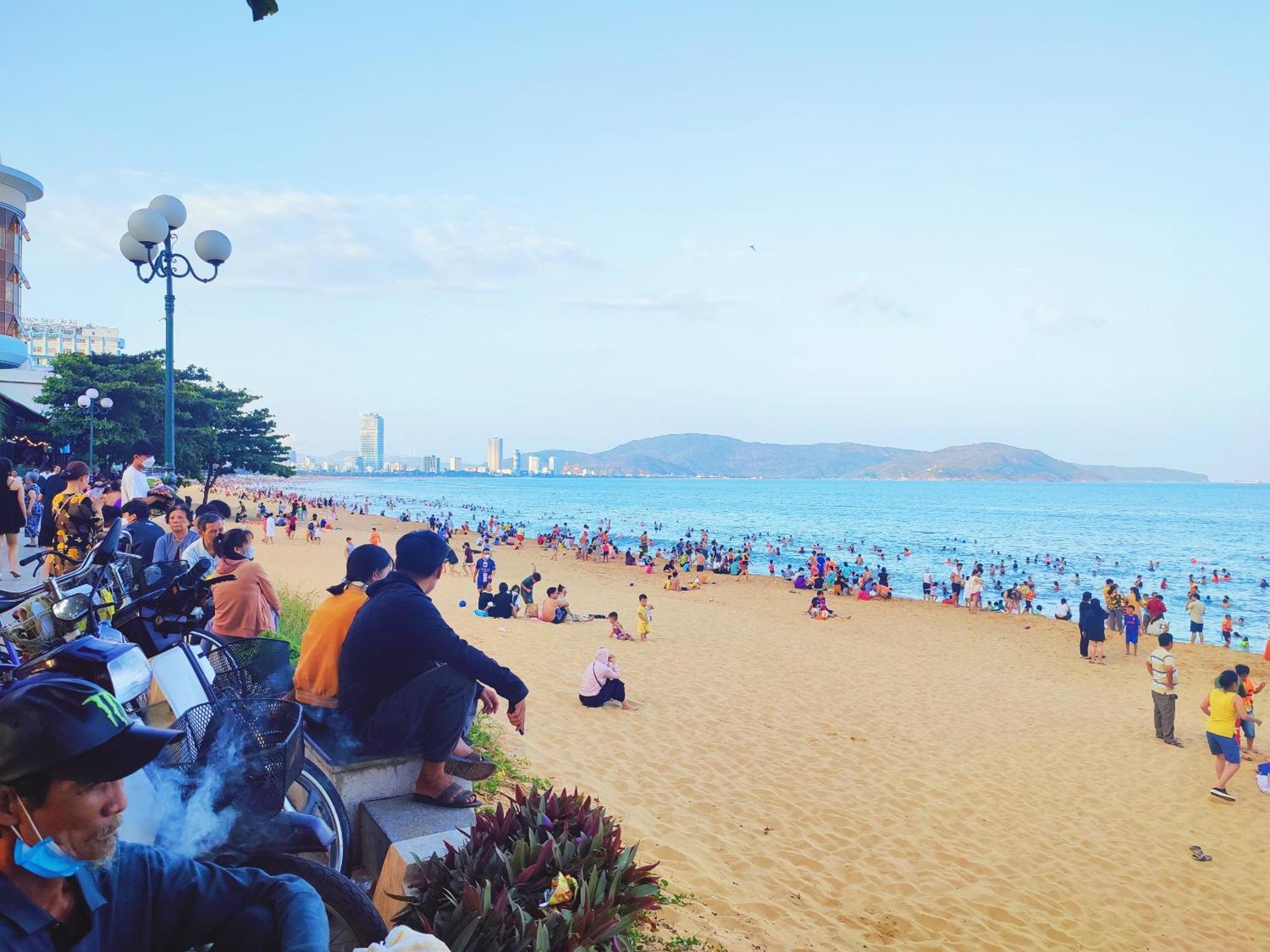 Flc Sea Tower Quy Nhon Ban Cong, Bon Tam, Ho Boi Co Phi, Sat Bien Bagian luar foto