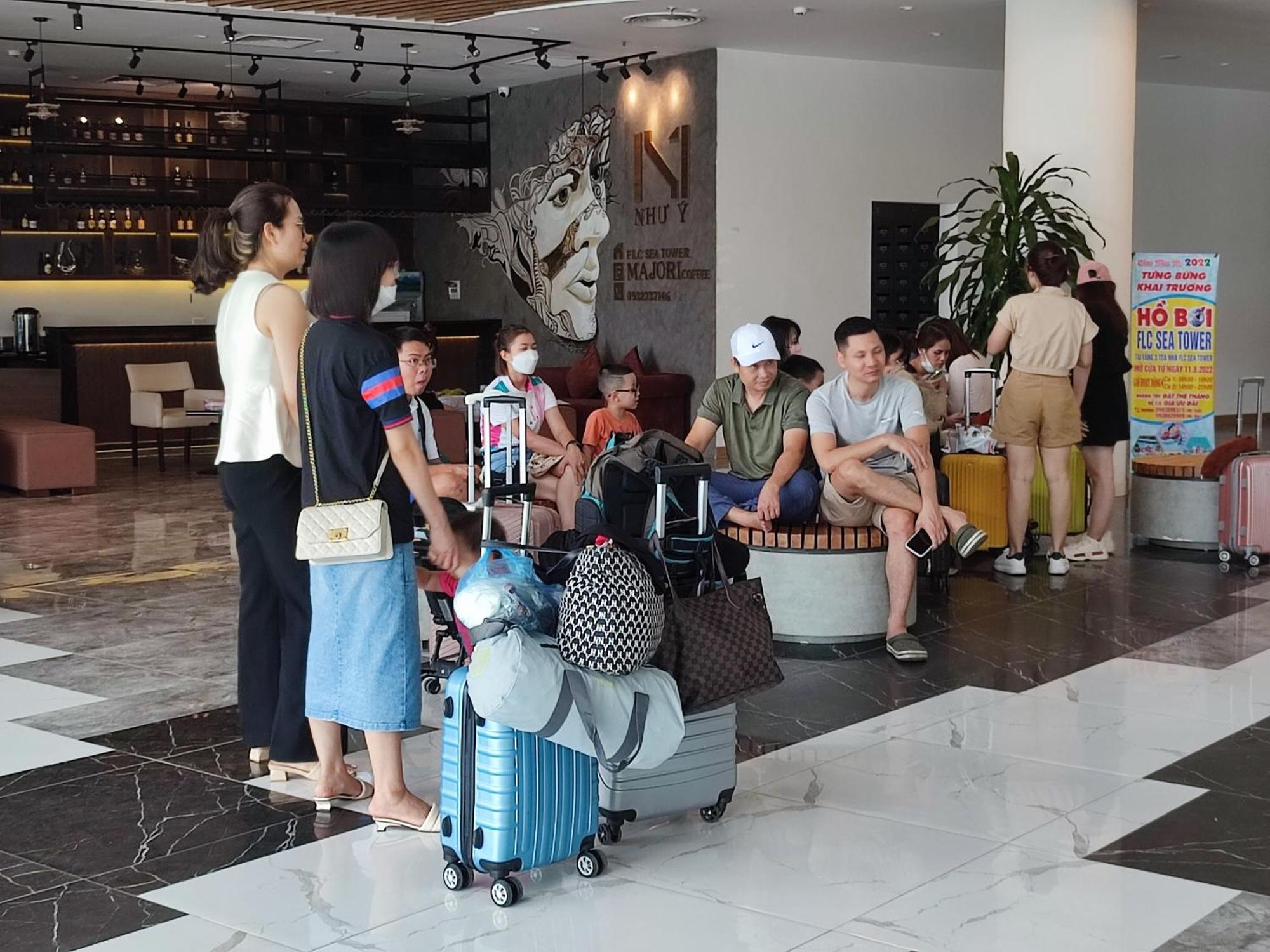 Flc Sea Tower Quy Nhon Ban Cong, Bon Tam, Ho Boi Co Phi, Sat Bien Bagian luar foto