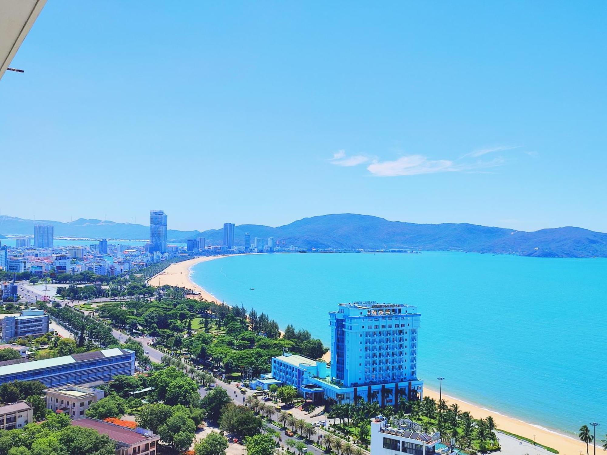 Flc Sea Tower Quy Nhon Ban Cong, Bon Tam, Ho Boi Co Phi, Sat Bien Bagian luar foto